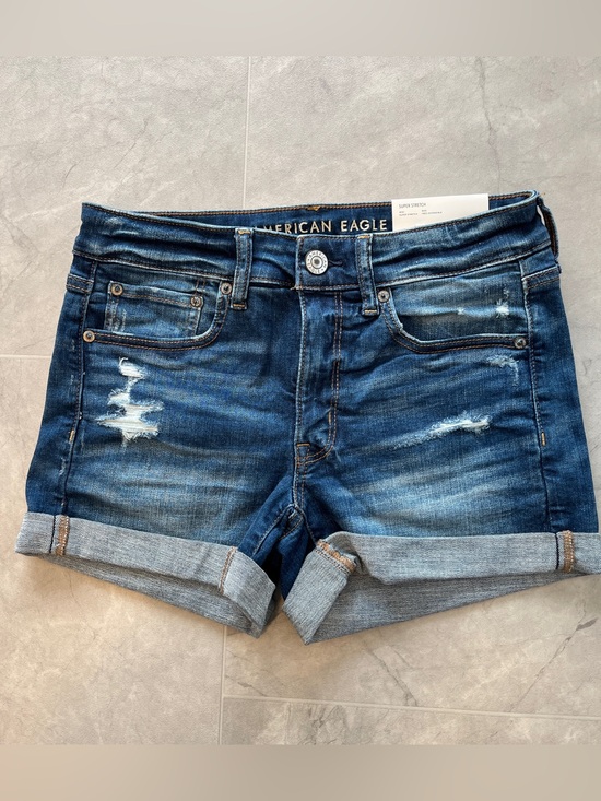 American Eagle Outfitters Pants - American Eagle Outfitters Blue Distressed Rolled Cuff Jean Shorts size 6 Stretch